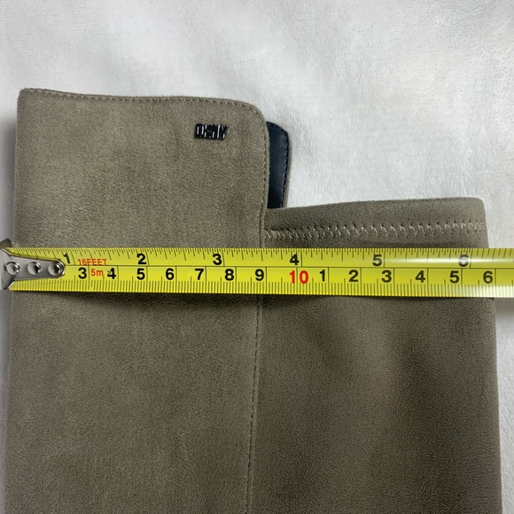 NEW DKNY Women's Cilli Microsuede Block Heel Knee-high Boot Beige Size 8.5M - Picture 12 of 16